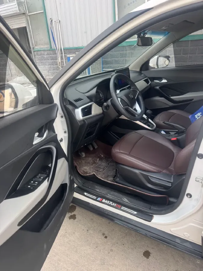 2021 BaoJun 510 1.5L 99HP L4 6MT,autocango,china used car exporter,china ev exporter,chinese used car exporter,chinese used ev exporter