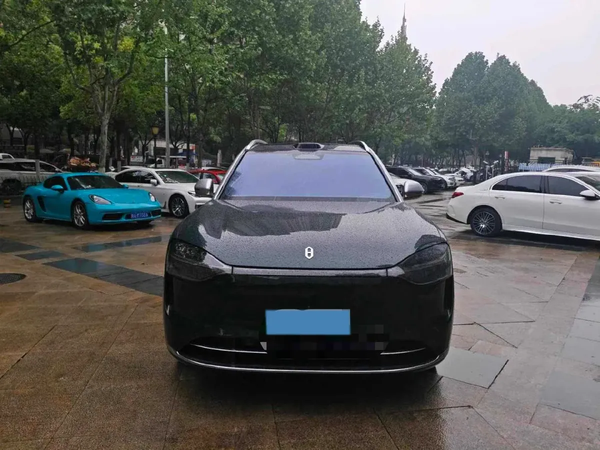 2024 AITO AITO M9 1.5T 152HP L4 REEV 42KWH,autocango,china used car exporter,china ev exporter,chinese used car exporter,chinese used ev exporter