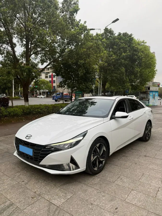 2021 Hyundai Elantra 1.5L 115HP L4 CVT,autocango,china used car exporter,china ev exporter,chinese used car exporter,chinese used ev exporter