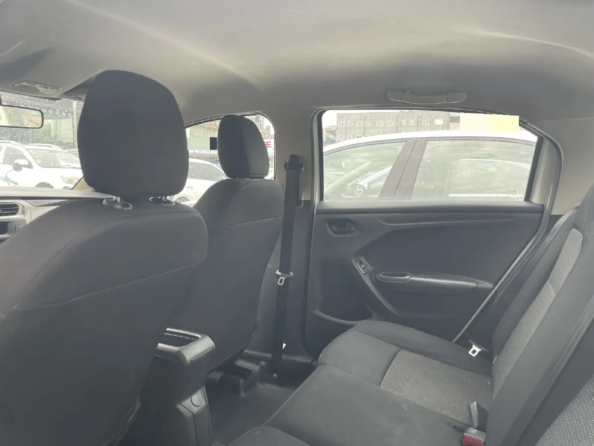 2018 Peugeot 301 1.6L 117HP L4 5MT,autocango,china used car exporter,china ev exporter,chinese used car exporter,chinese used ev exporter