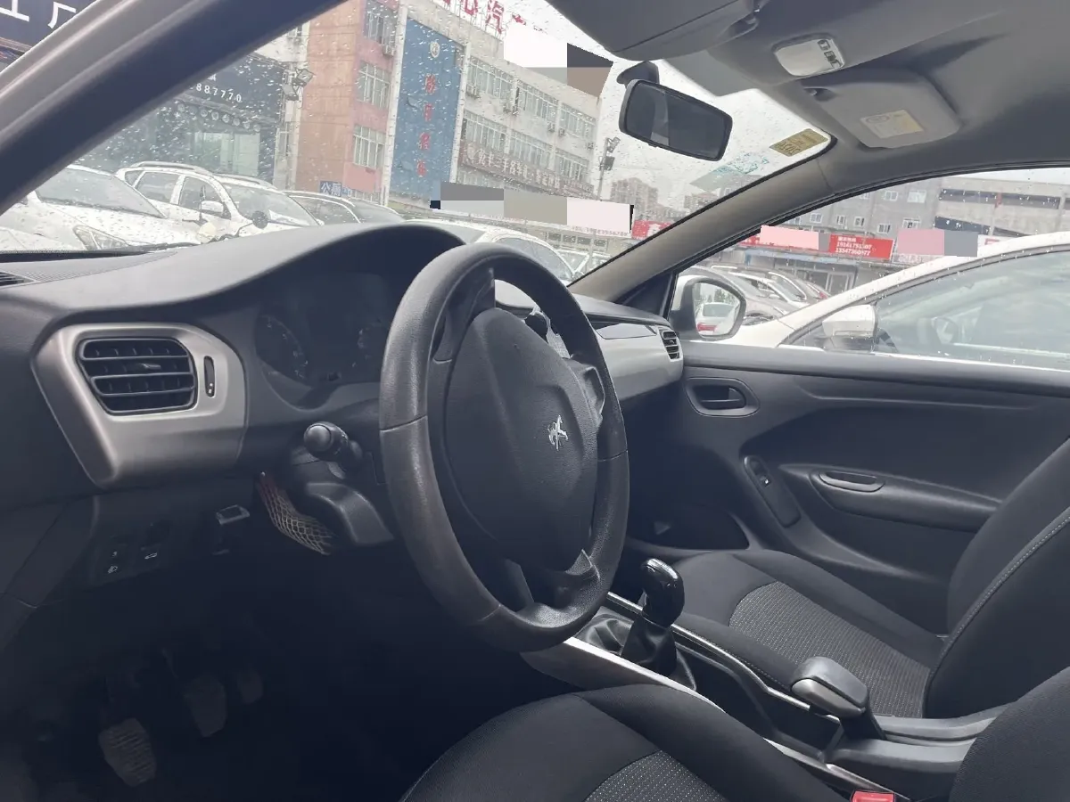 2018 Peugeot 301 1.6L 117HP L4 5MT,autocango,china used car exporter,china ev exporter,chinese used car exporter,chinese used ev exporter