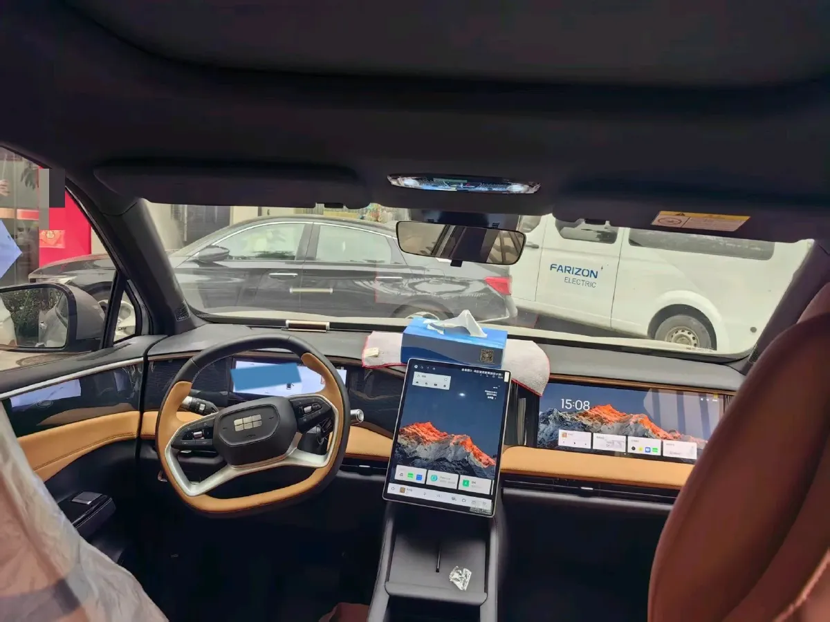 2024 Geely Galaxy L7 1.5T 163HP L4 3DHT PHEV 9.11KWH,autocango,china used car exporter,china ev exporter,chinese used car exporter,chinese used ev exporter