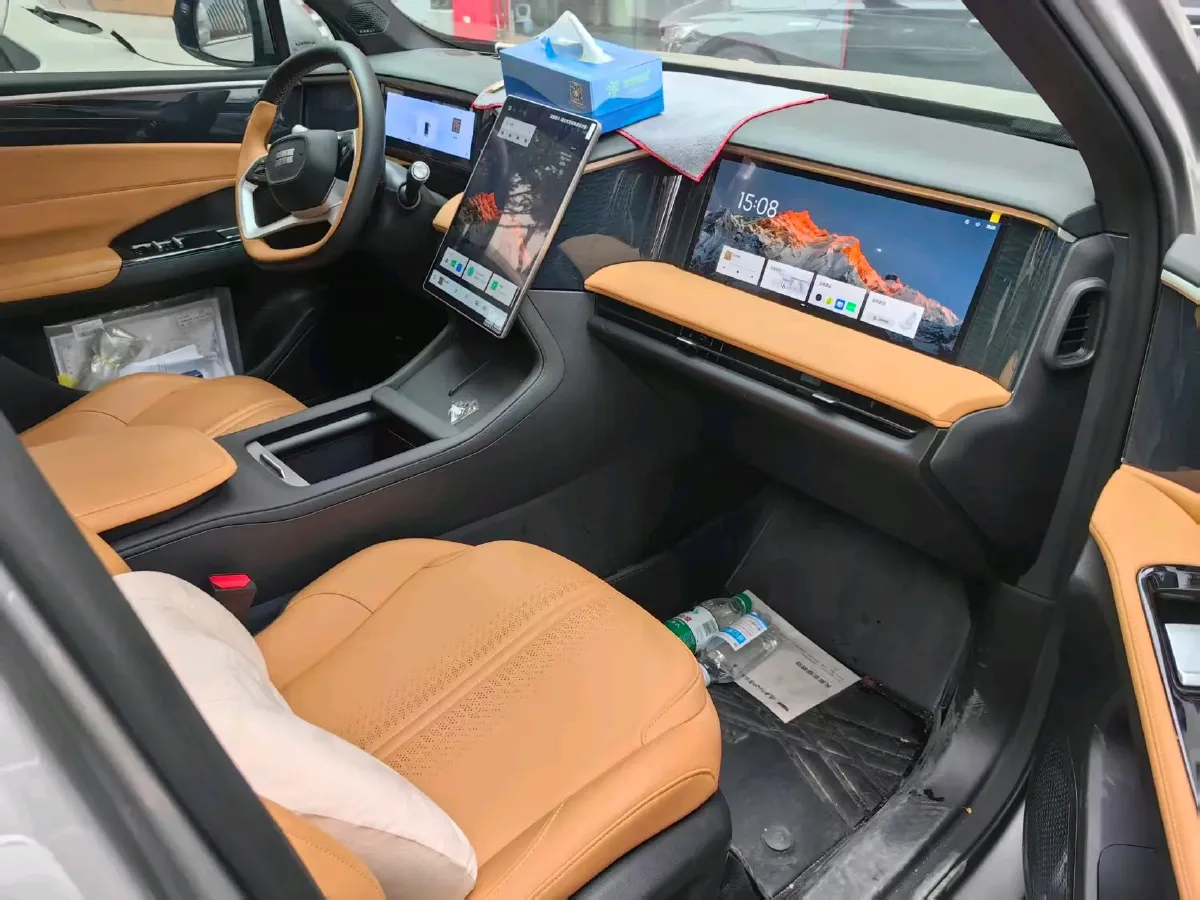 2024 Geely Galaxy L7 1.5T 163HP L4 3DHT PHEV 9.11KWH,autocango,china used car exporter,china ev exporter,chinese used car exporter,chinese used ev exporter