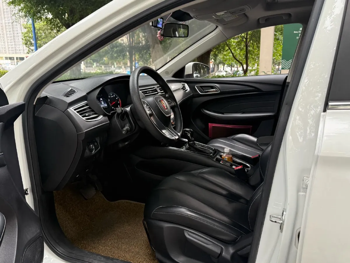 2019 Roewe i5 1.5L 120HP L4 CVT,autocango,china used car exporter,china ev exporter,chinese used car exporter,chinese used ev exporter