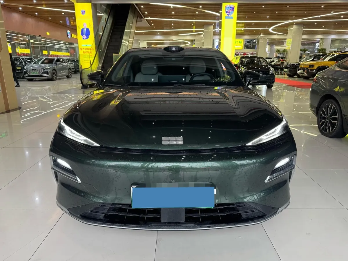 2025 Geely Galaxy Starshine 8 1.5T 163HP L4 3DHT PHEV 27.69KWH,autocango,china used car exporter,china ev exporter,chinese used car exporter,chinese used ev exporter