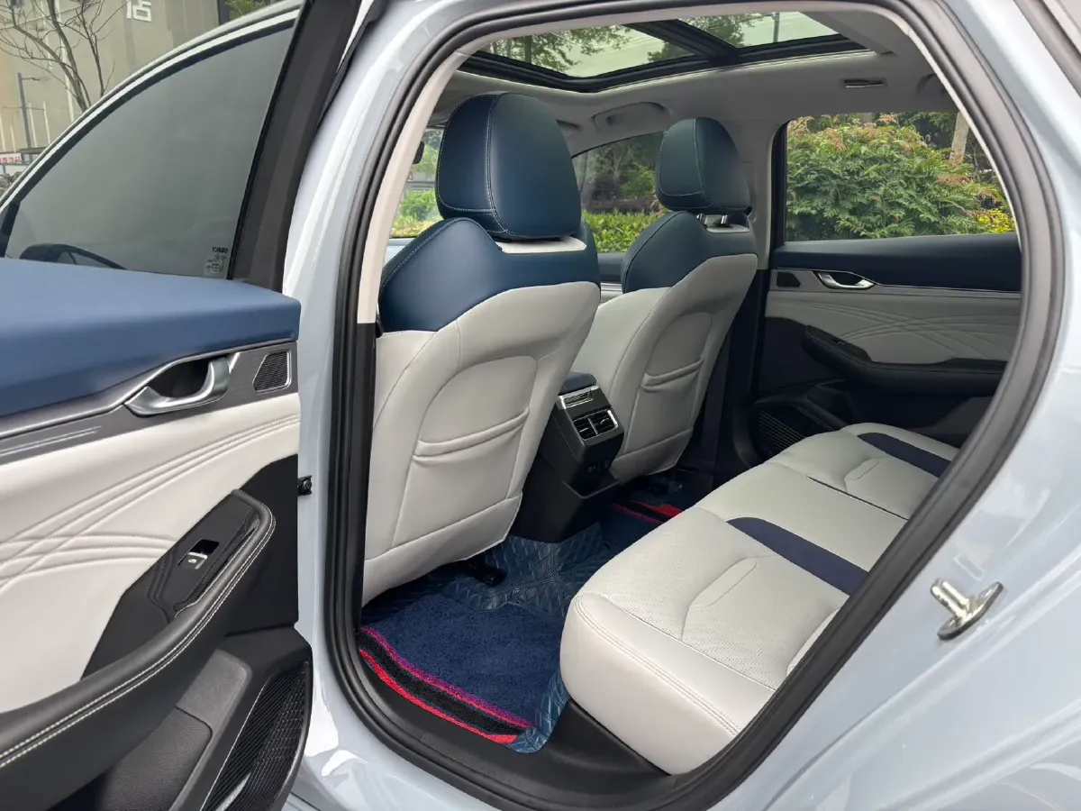 2023 Geely Preface 2.0T 190HP L4 7DCT,autocango,china used car exporter,china ev exporter,chinese used car exporter,chinese used ev exporter