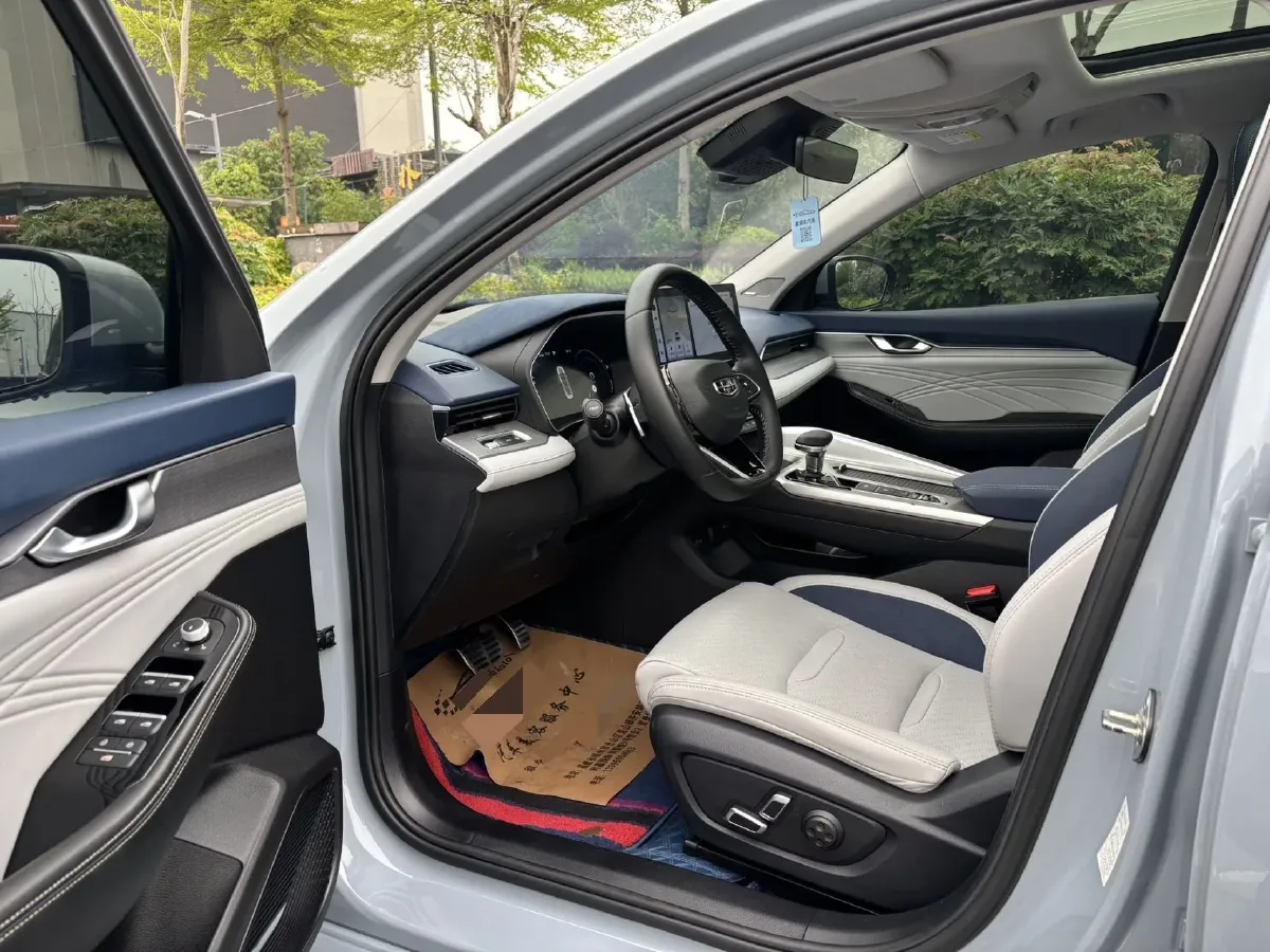 2023 Geely Preface 2.0T 190HP L4 7DCT,autocango,china used car exporter,china ev exporter,chinese used car exporter,chinese used ev exporter