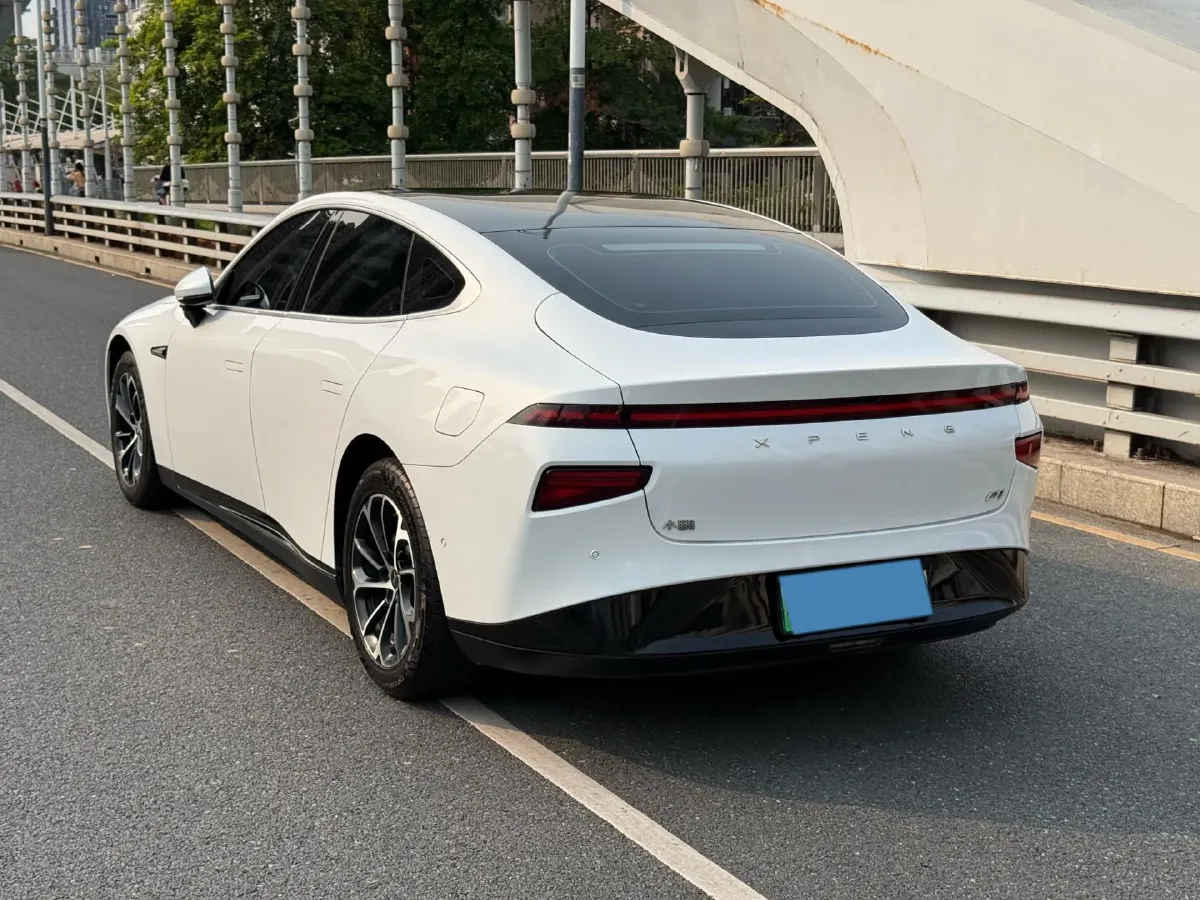 2020 Xpeng P7 BEV 70.8KWH,autocango,china used car exporter,china ev exporter,chinese used car exporter,chinese used ev exporter
