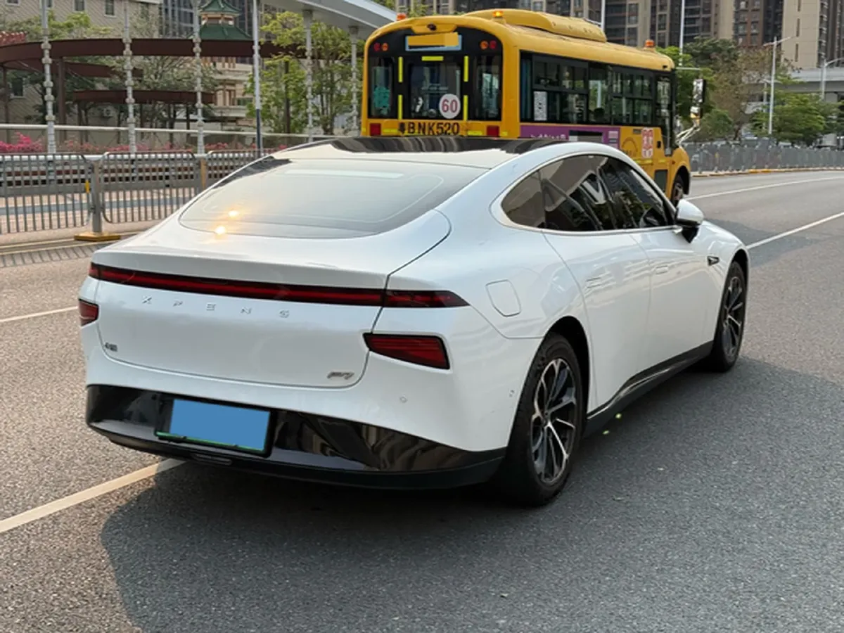 2020 Xpeng P7 BEV 70.8KWH,autocango,china used car exporter,china ev exporter,chinese used car exporter,chinese used ev exporter