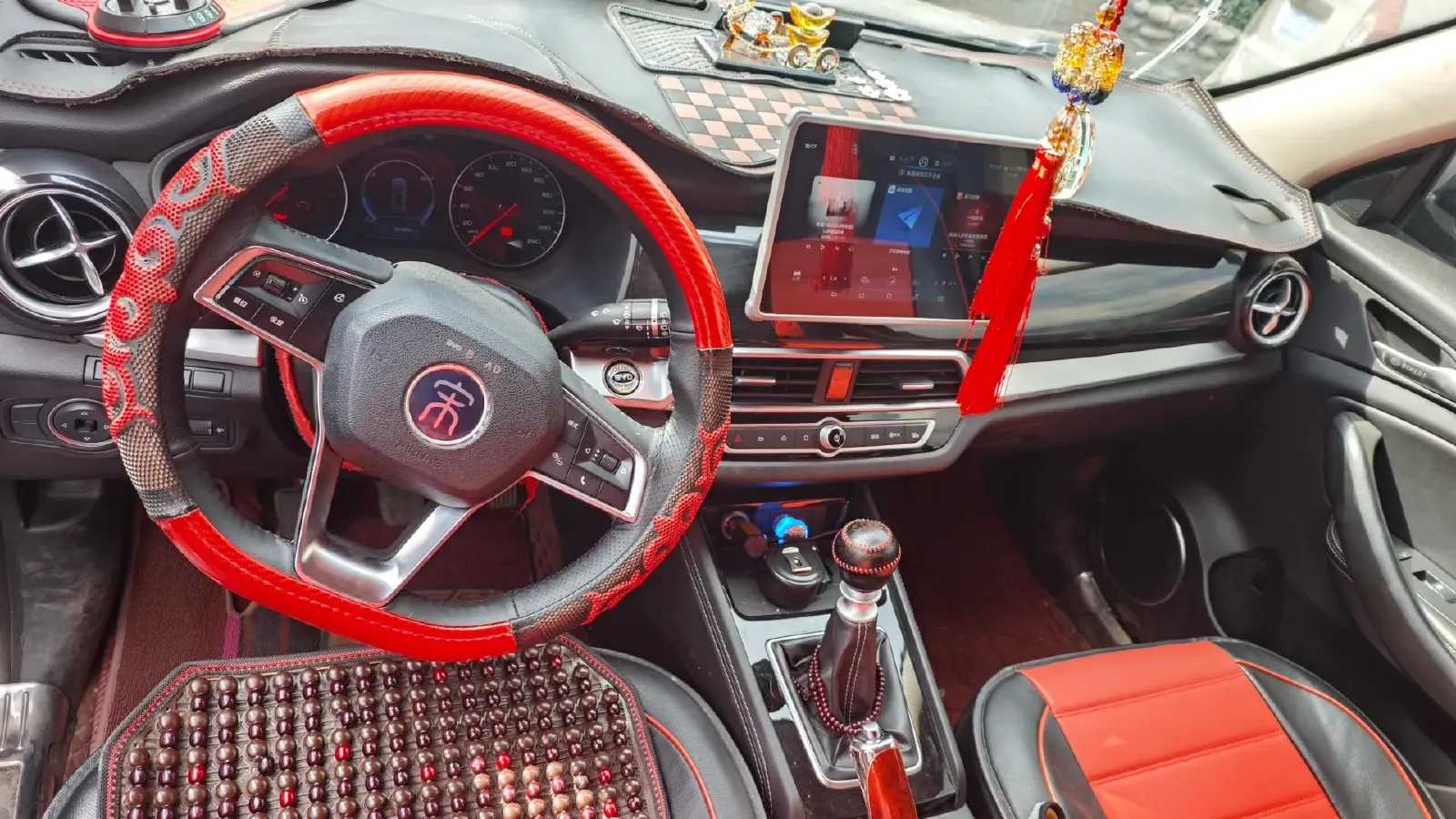 2021 BYD Song 1.5T 160HP L4 6MT,autocango,china used car exporter,china ev exporter,chinese used car exporter,chinese used ev exporter