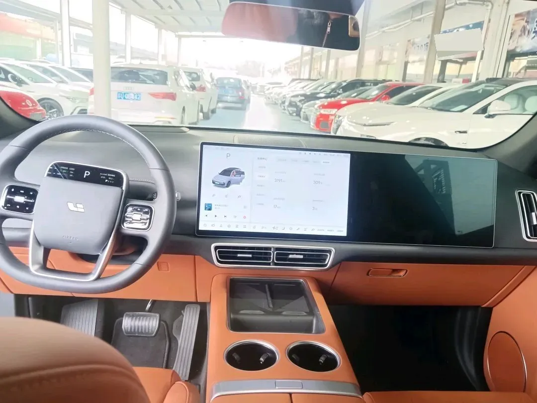 2025 Li L7 Range Extended 154HP REEV,autocango,china used car exporter,china ev exporter,chinese used car exporter,chinese used ev exporter