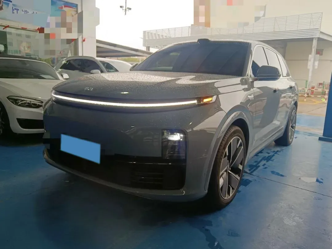 2025 Li L7 Range Extended 154HP REEV,autocango,china used car exporter,china ev exporter,chinese used car exporter,chinese used ev exporter