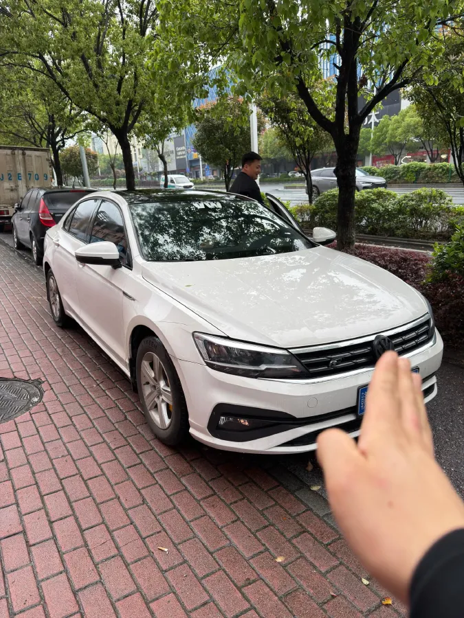 2019 Volkswagen Lamando 1.4T 131HP L4 7DCT,autocango,china used car exporter,china ev exporter,chinese used car exporter,chinese used ev exporter