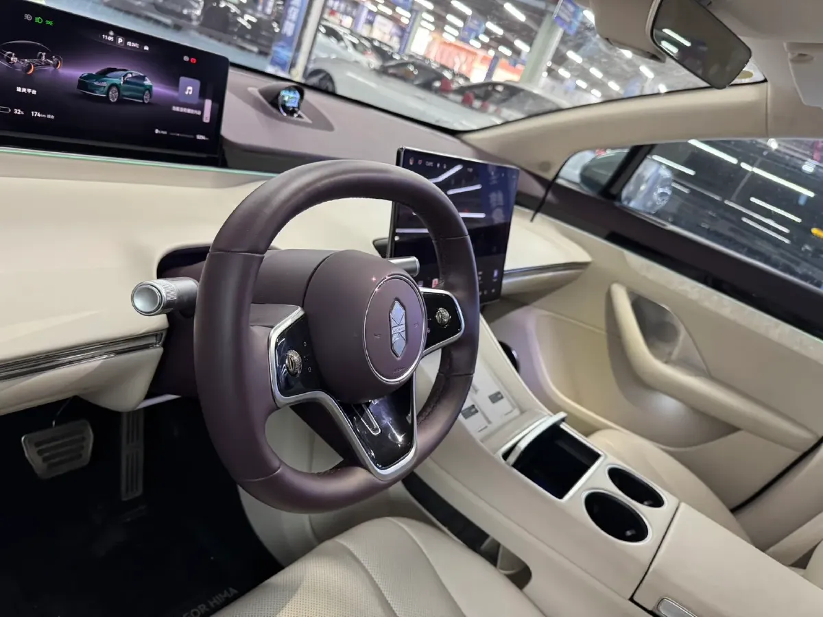 2026 Luxeed R7 BEV,autocango,china used car exporter,china ev exporter,chinese used car exporter,chinese used ev exporter