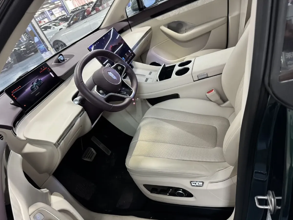 2026 Luxeed R7 BEV,autocango,china used car exporter,china ev exporter,chinese used car exporter,chinese used ev exporter