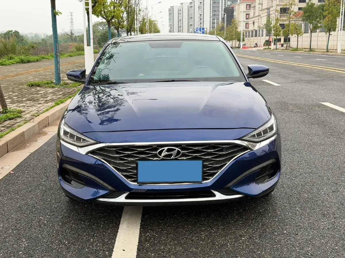 2019 Hyundai La Festa 1.6T 204HP L4 7DCT,autocango,china used car exporter,china ev exporter,chinese used car exporter,chinese used ev exporter