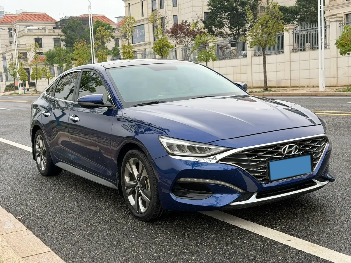2019 Hyundai La Festa 1.6T 204HP L4 7DCT,autocango,china used car exporter,china ev exporter,chinese used car exporter,chinese used ev exporter