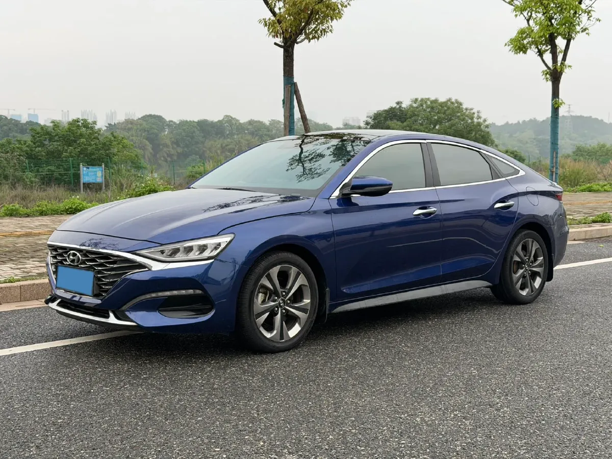 2019 Hyundai La Festa 1.6T 204HP L4 7DCT,autocango,china used car exporter,china ev exporter,chinese used car exporter,chinese used ev exporter