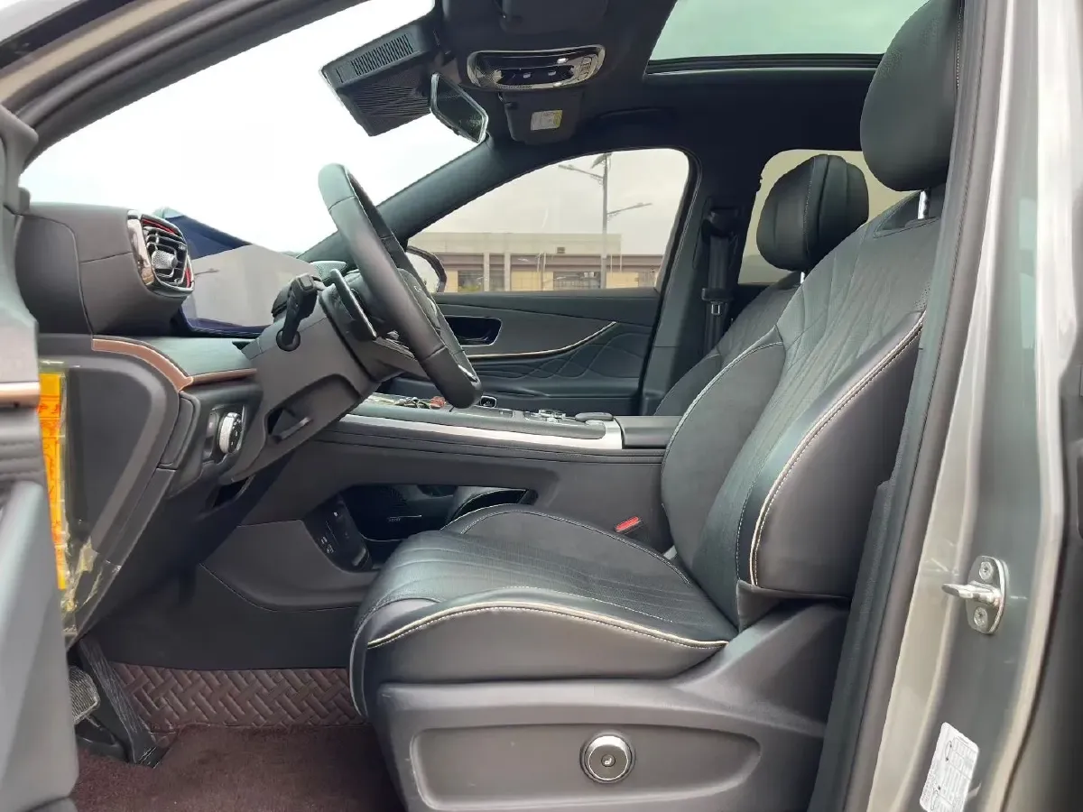 2023 Chery Tiggo 9 2.0T 261HP L4 8AT,autocango,china used car exporter,china ev exporter,chinese used car exporter,chinese used ev exporter