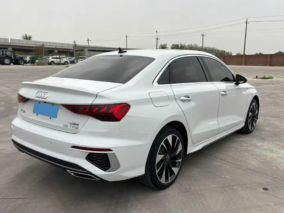 2022 Audi A3 1.4T 150HP L4 7DCT,autocango,china used car exporter,china ev exporter,chinese used car exporter,chinese used ev exporter