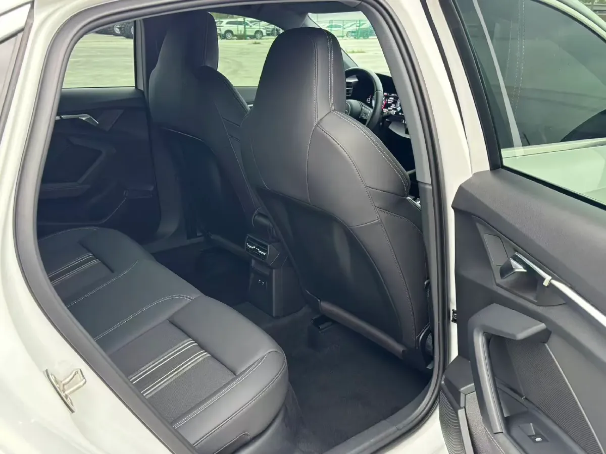 2022 Audi A3 1.4T 150HP L4 7DCT,autocango,china used car exporter,china ev exporter,chinese used car exporter,chinese used ev exporter