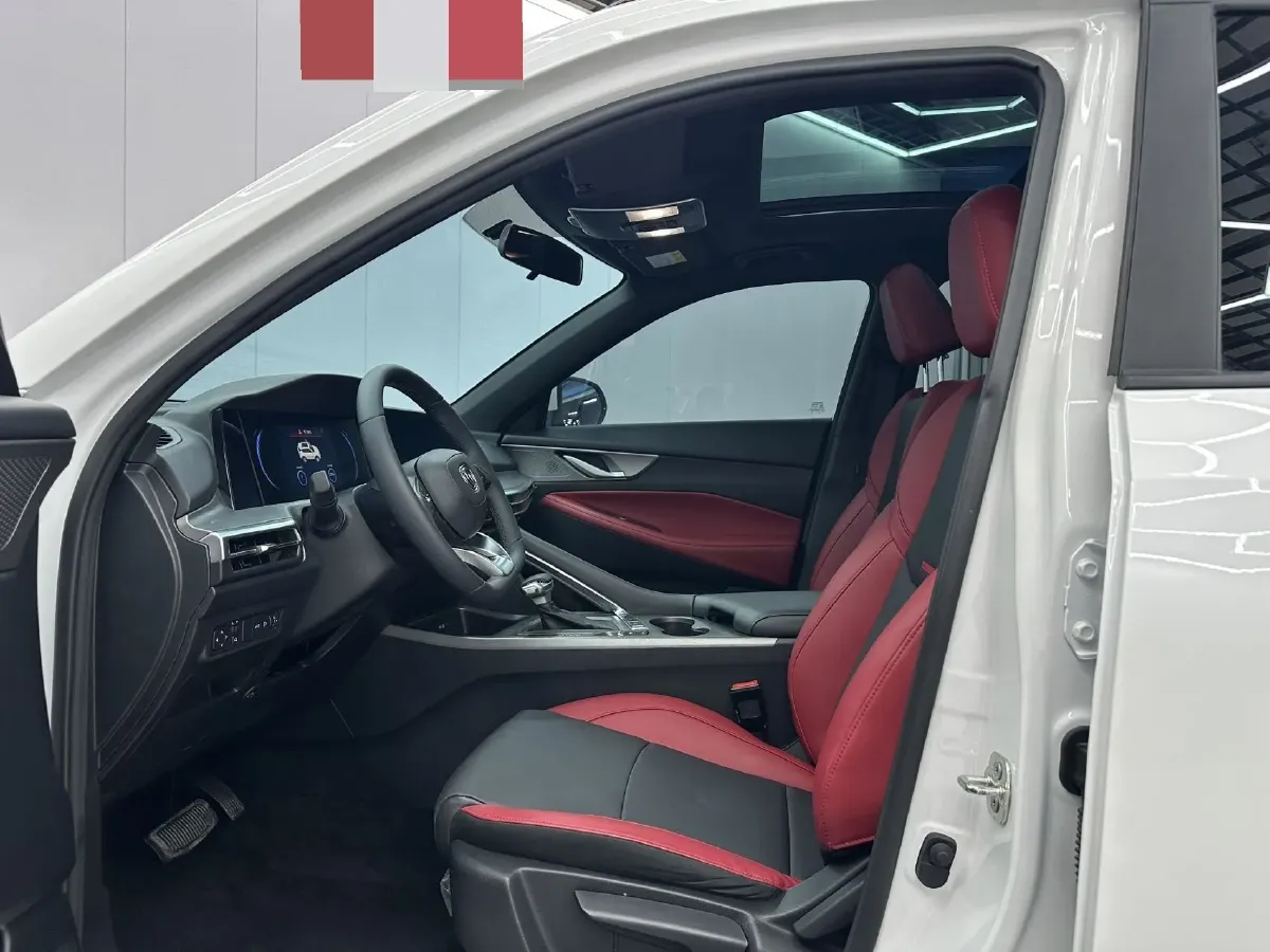 2022 ChangAn CS35 Plus 1.4T 160HP L4 7DCT,autocango,china used car exporter,china ev exporter,chinese used car exporter,chinese used ev exporter