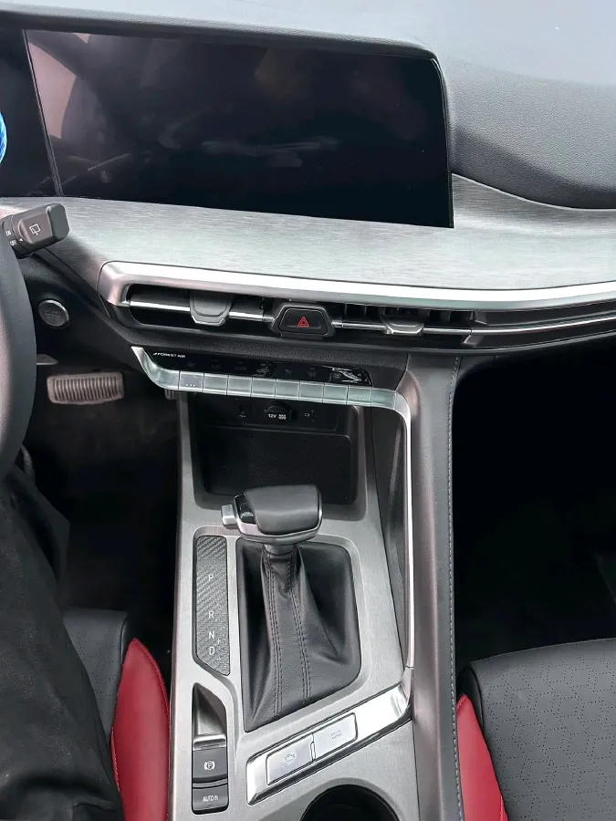 2022 ChangAn CS35 Plus 1.4T 160HP L4 7DCT,autocango,china used car exporter,china ev exporter,chinese used car exporter,chinese used ev exporter