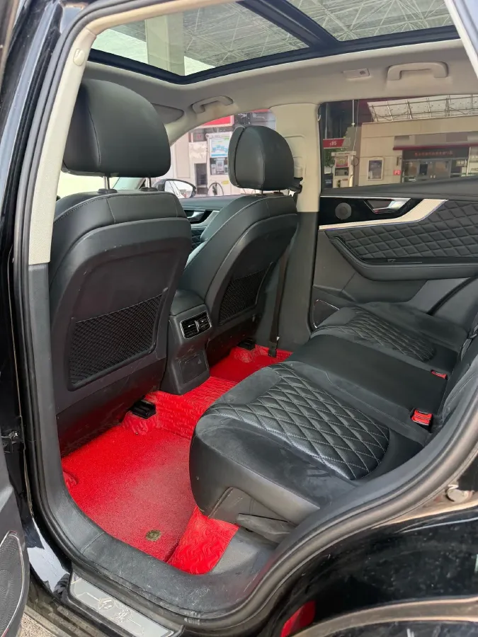 2019 HongQi HS5 2.0T 224HP L4 6AT,autocango,china used car exporter,china ev exporter,chinese used car exporter,chinese used ev exporter