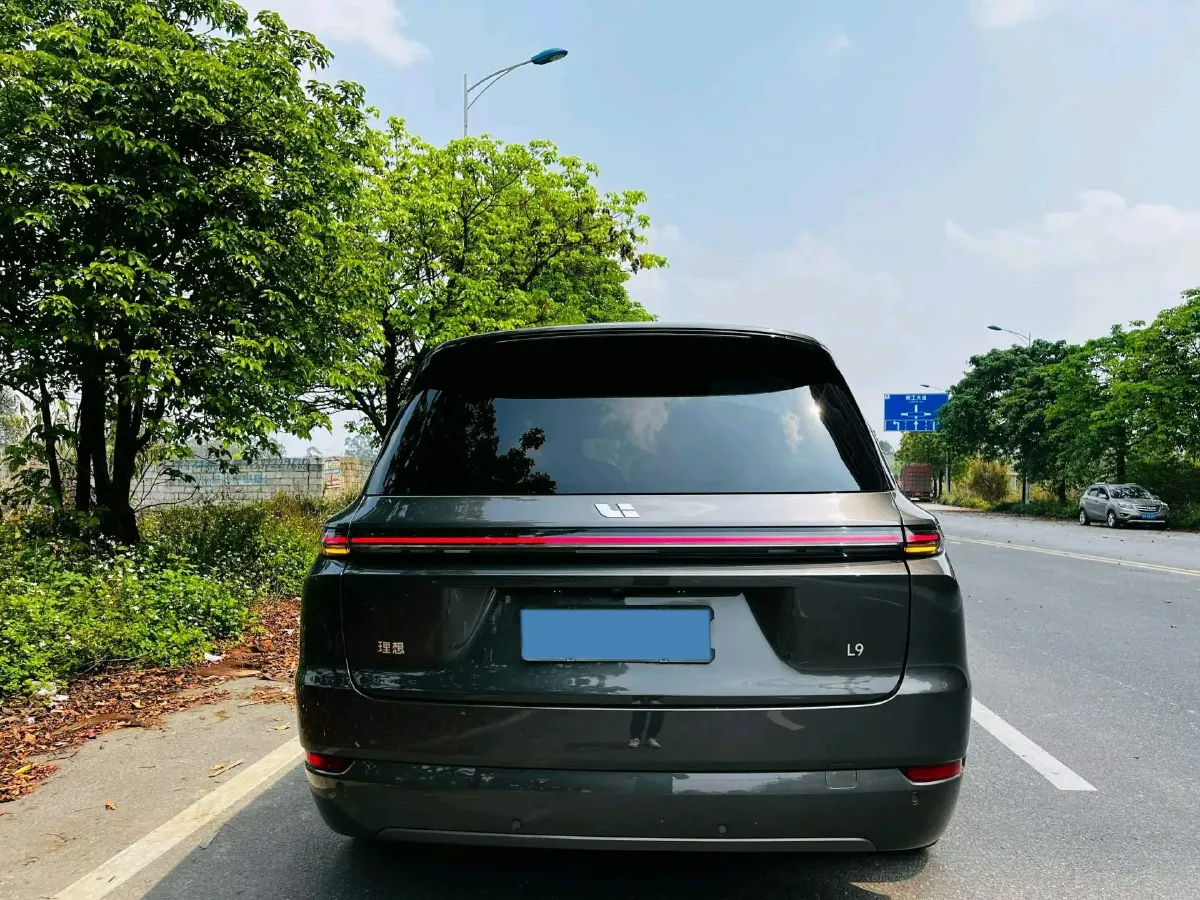 2023 Li L9 Range Extended 154HP REEV 42.6KWH,autocango,china used car exporter,china ev exporter,chinese used car exporter,chinese used ev exporter