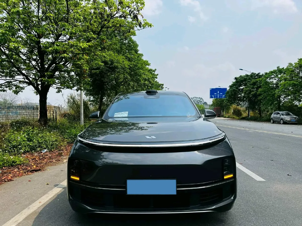 2023 Li L9 Range Extended 154HP REEV 42.6KWH,autocango,china used car exporter,china ev exporter,chinese used car exporter,chinese used ev exporter