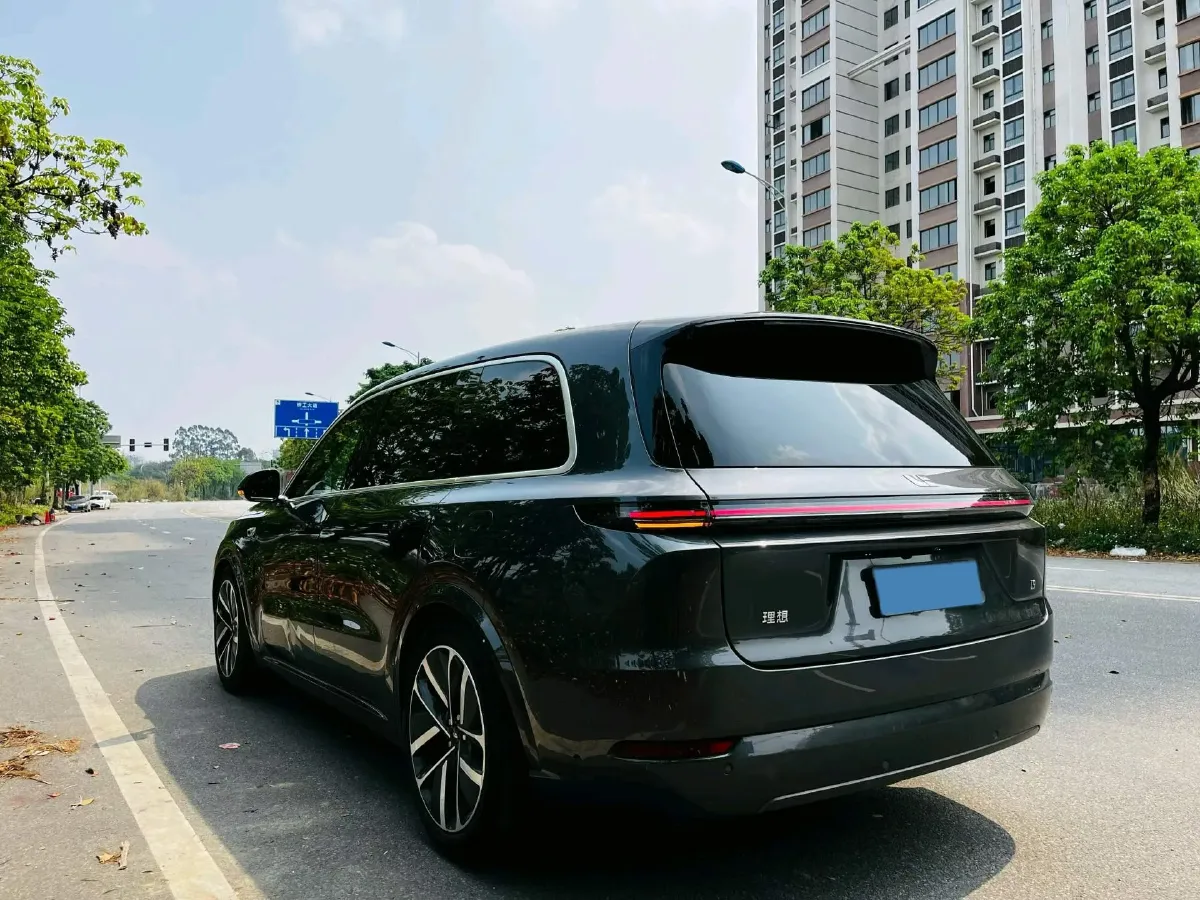 2023 Li L9 Range Extended 154HP REEV 42.6KWH,autocango,china used car exporter,china ev exporter,chinese used car exporter,chinese used ev exporter