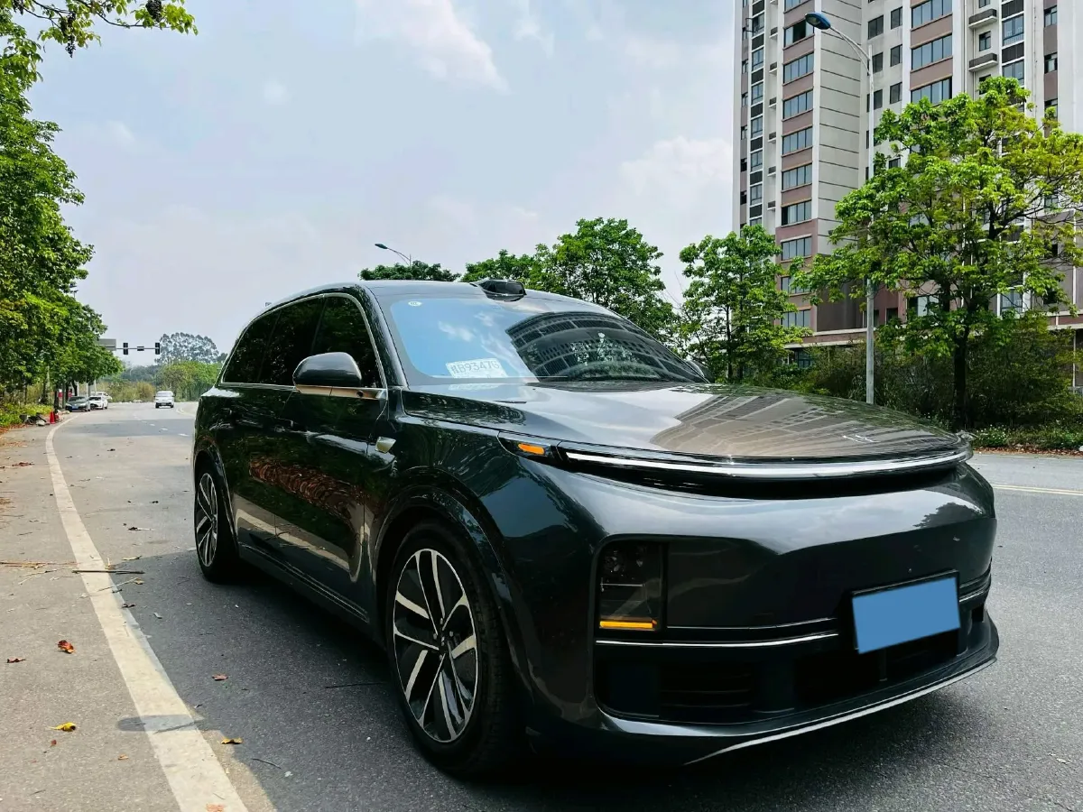2023 Li L9 Range Extended 154HP REEV 42.6KWH,autocango,china used car exporter,china ev exporter,chinese used car exporter,chinese used ev exporter