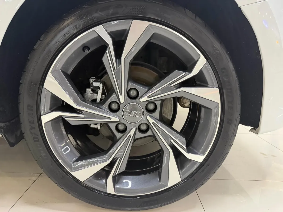 2021 Audi A3 1.4T 150HP L4 7DCT,autocango,china used car exporter,china ev exporter,chinese used car exporter,chinese used ev exporter