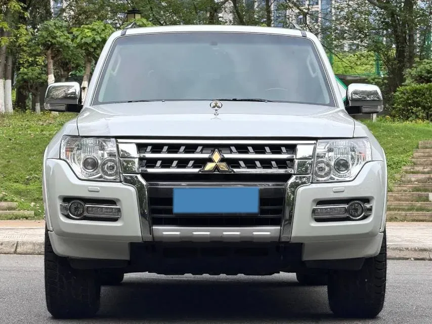 2017 Honda Jade 1.8L 141HP L4 5AT,autocango,china used car exporter,china ev exporter,chinese used car exporter,chinese used ev exporter