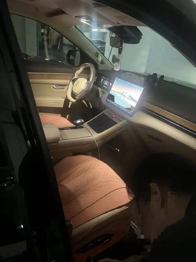 2024 AITO AITO M7 1.5T 152HP L4 REEV 40KWH,autocango,china used car exporter,china ev exporter,chinese used car exporter,chinese used ev exporter