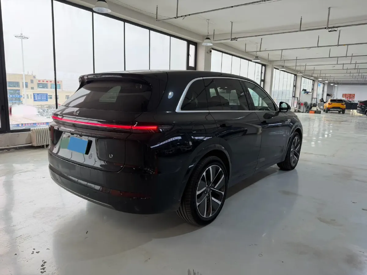 2024 Li L7 Range Extended 154HP REEV 42.8KWH,autocango,china used car exporter,china ev exporter,chinese used car exporter,chinese used ev exporter