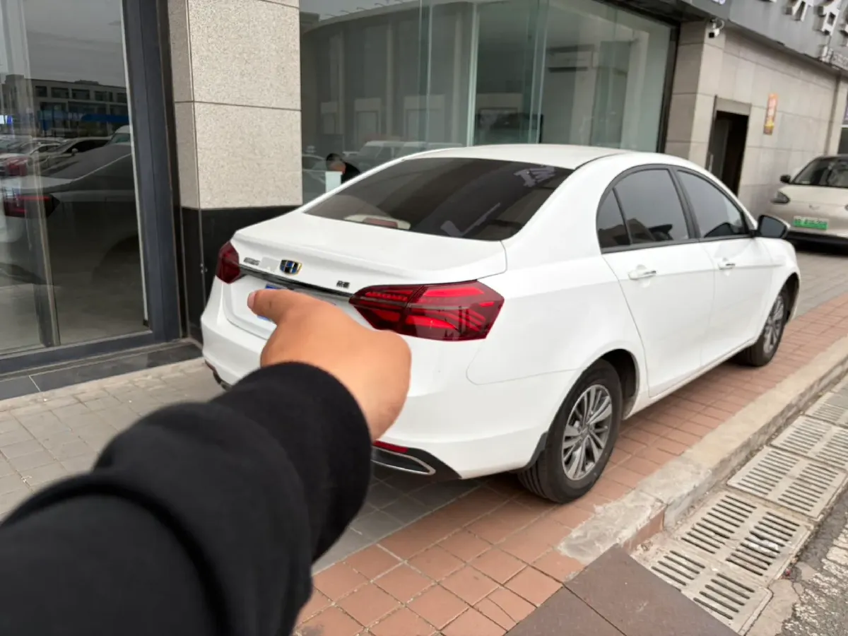 2018 Geely Emgrand 1.5L 109HP L4 5MT,autocango,china used car exporter,china ev exporter,chinese used car exporter,chinese used ev exporter