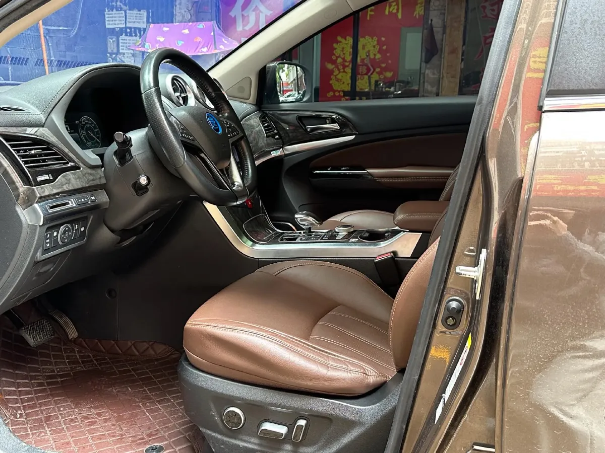 2017 BYD Tang 2.0T 205HP L4 6DCT PHEV,autocango,china used car exporter,china ev exporter,chinese used car exporter,chinese used ev exporter