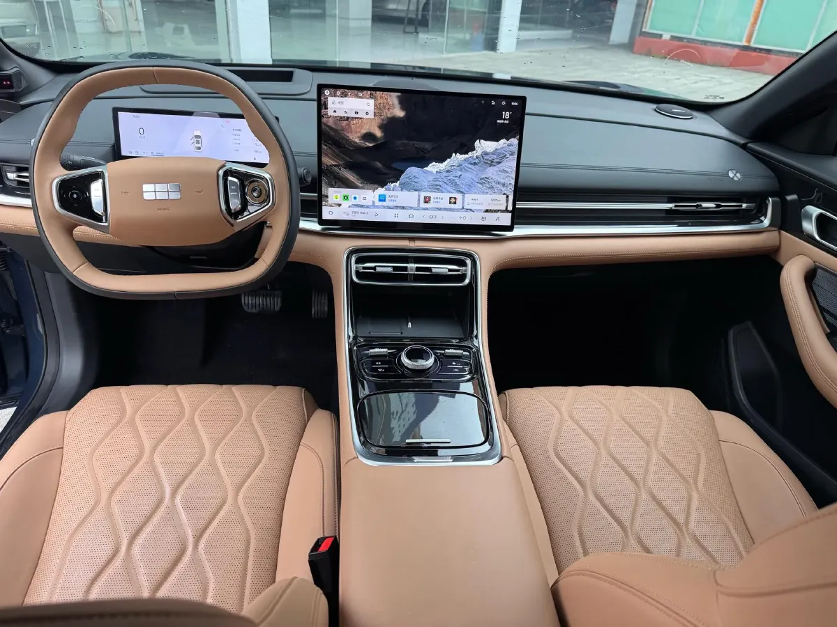 2025 Geely Galaxy A7 1.5L 112HP L4 1DHT PHEV,autocango,china used car exporter,china ev exporter,chinese used car exporter,chinese used ev exporter