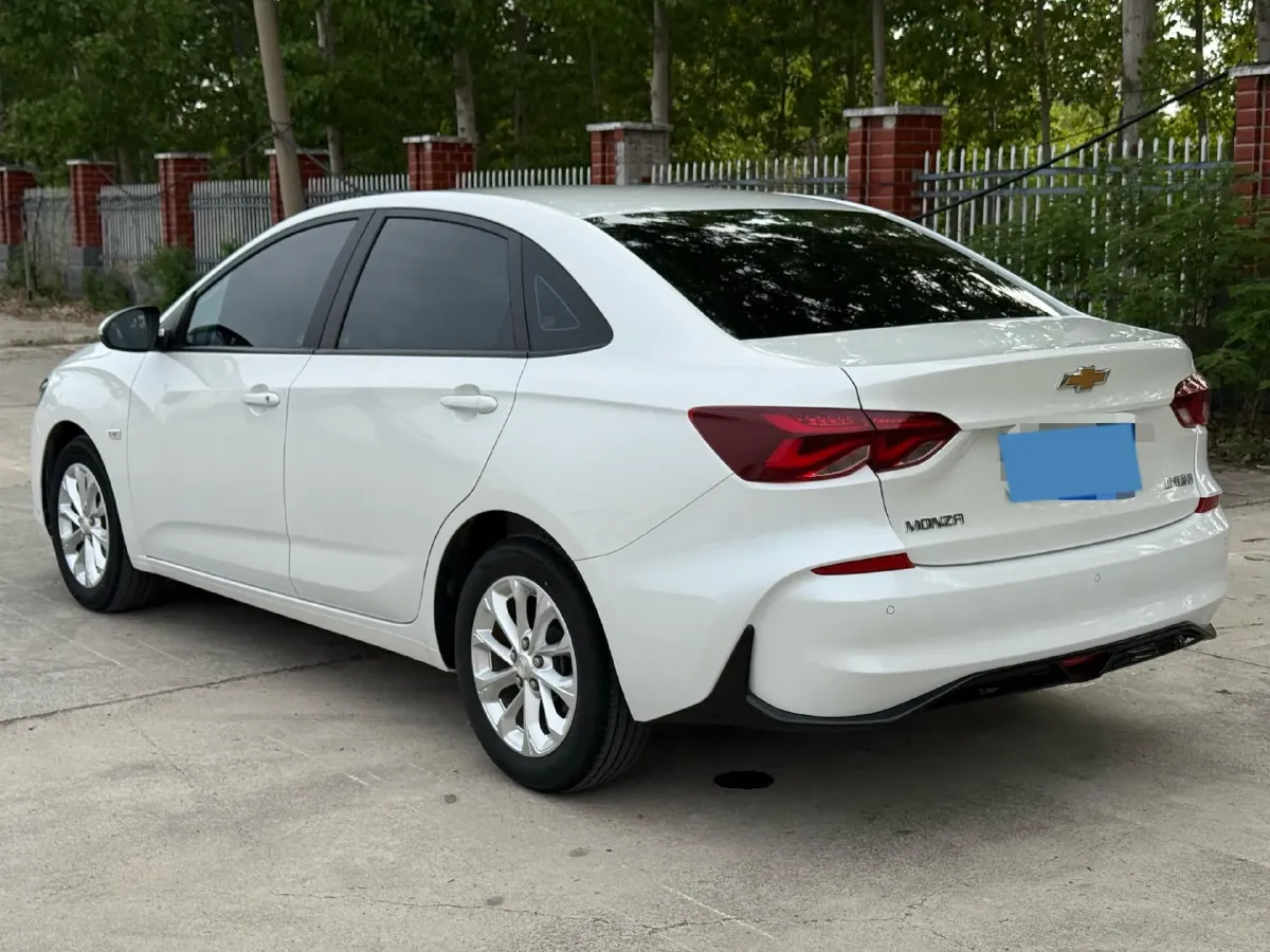 2023 Chevrolet Monza 1.5L 113HP L4 6DCT,autocango,china used car exporter,china ev exporter,chinese used car exporter,chinese used ev exporter