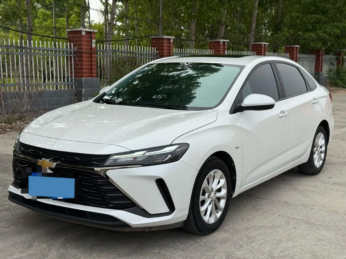 2023 Chevrolet Monza 1.5L 113HP L4 6DCT,autocango,china used car exporter,china ev exporter,chinese used car exporter,chinese used ev exporter