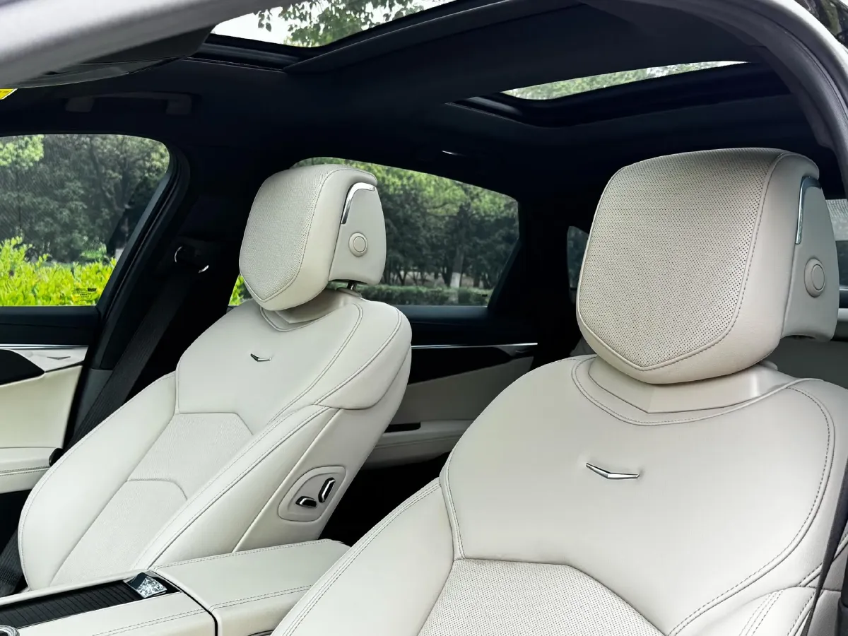 2023 Cadillac CT6 2.0T 237HP L4 10AT,autocango,china used car exporter,china ev exporter,chinese used car exporter,chinese used ev exporter