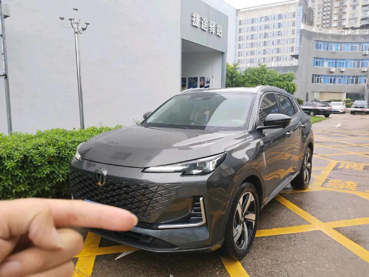 2024 ChangAn CS55 Plus 1.5T 188HP L4 7DCT,autocango,china used car exporter,china ev exporter,chinese used car exporter,chinese used ev exporter
