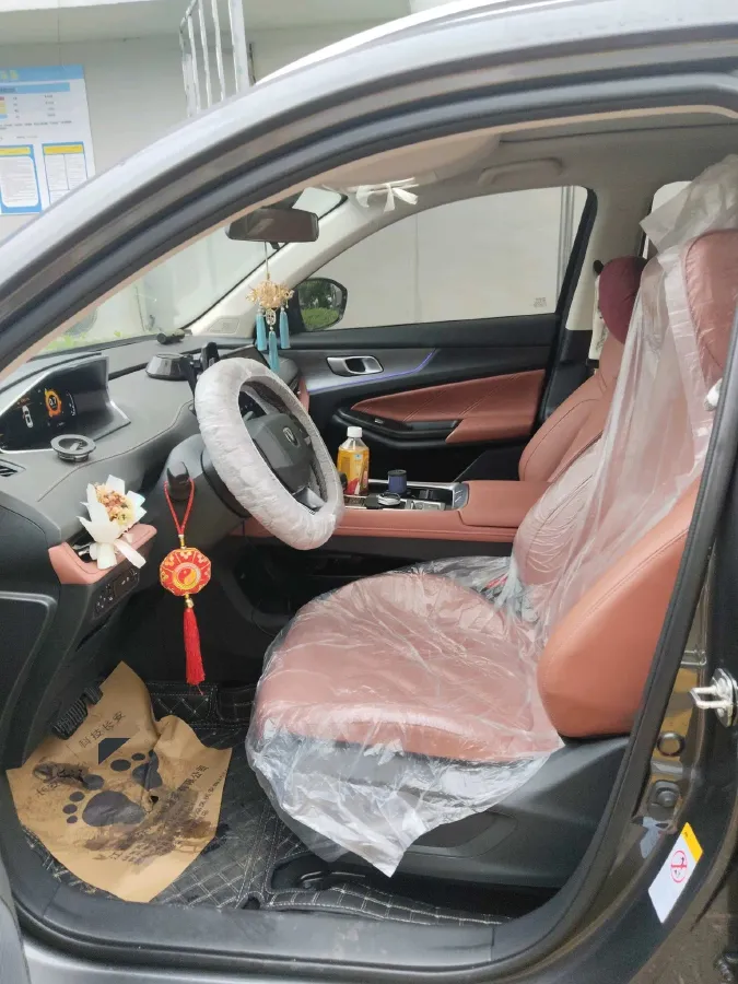 2024 ChangAn CS55 Plus 1.5T 188HP L4 7DCT,autocango,china used car exporter,china ev exporter,chinese used car exporter,chinese used ev exporter