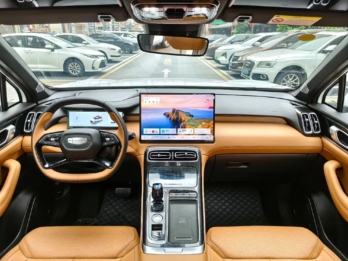 2025 Geely StarRay 1.5T 181HP L4 7DCT,autocango,china used car exporter,china ev exporter,chinese used car exporter,chinese used ev exporter