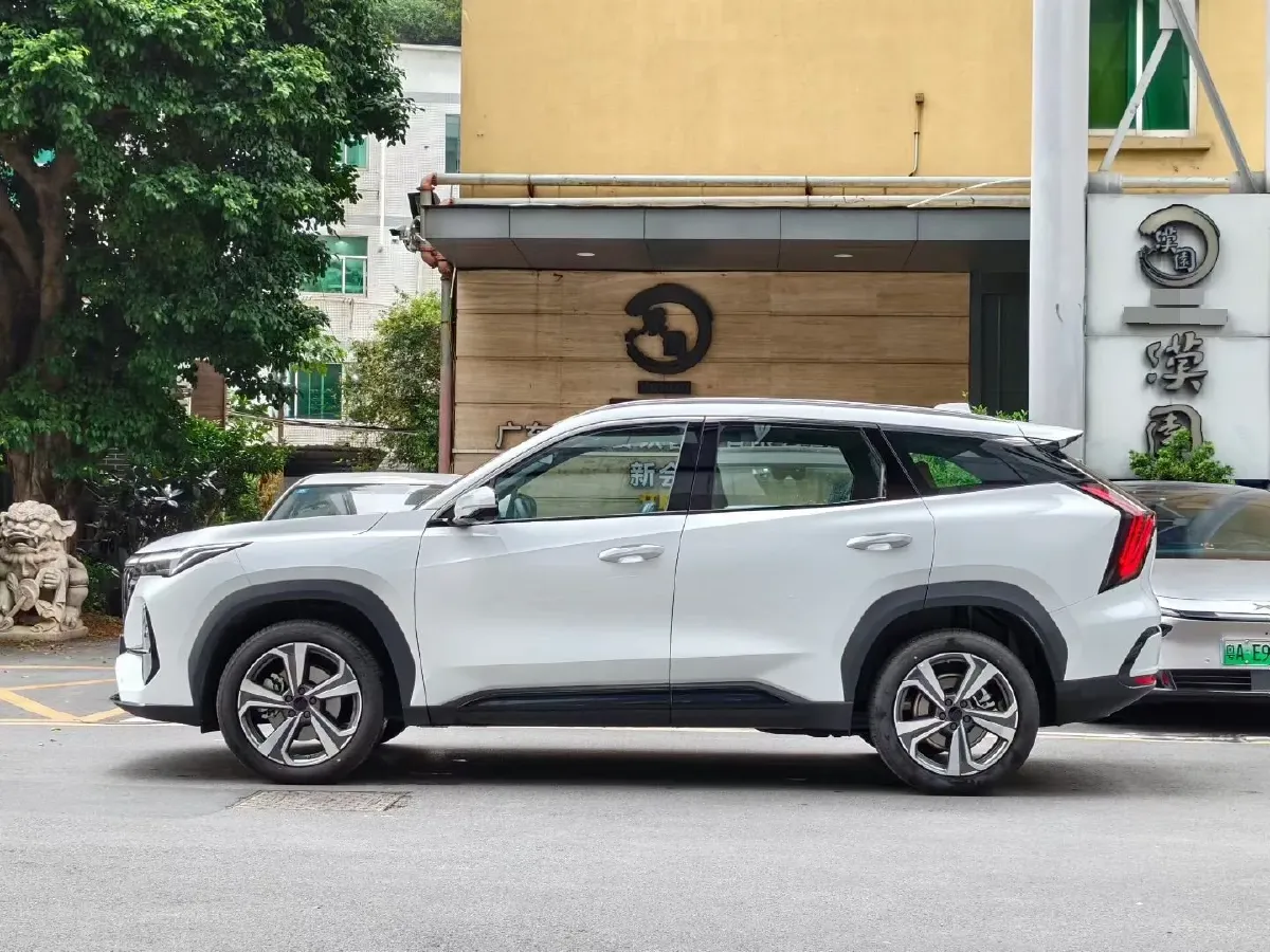 2025 Geely StarRay 1.5T 181HP L4 7DCT,autocango,china used car exporter,china ev exporter,chinese used car exporter,chinese used ev exporter