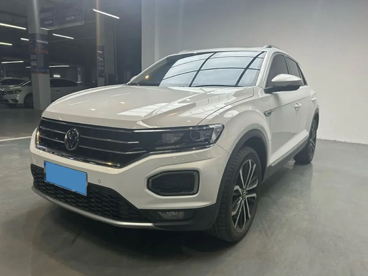2022 Volkswagen T-Roc 1.4T 150HP L4 7DCT,autocango,china used car exporter,china ev exporter,chinese used car exporter,chinese used ev exporter