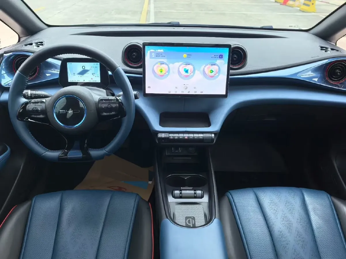 2023 BYD Dolphin BEV 44.928KWH,autocango,china used car exporter,china ev exporter,chinese used car exporter,chinese used ev exporter