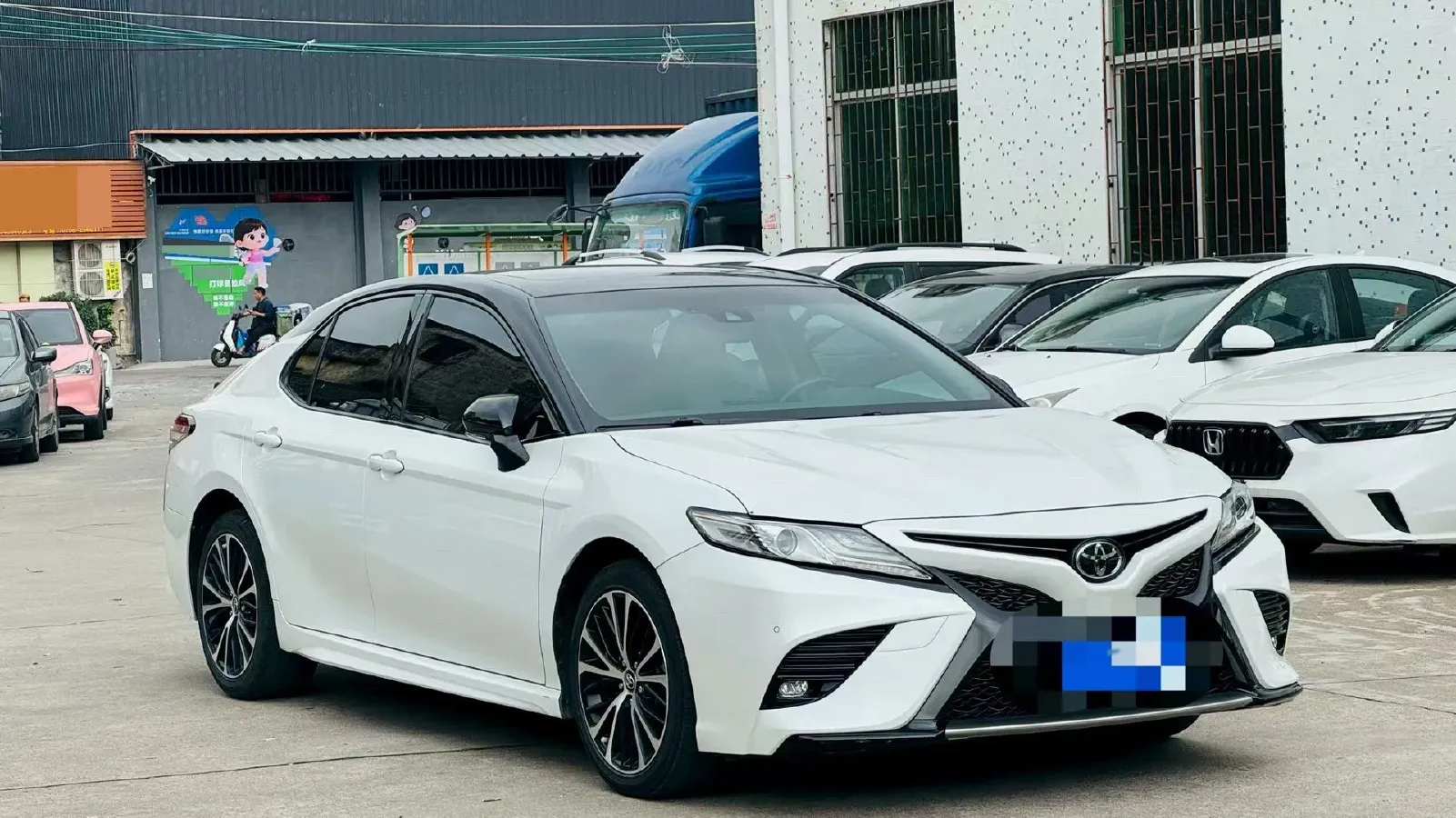 2019 Toyota Camry 2.0L 178HP L4 CVT,autocango,china used car exporter,china ev exporter,chinese used car exporter,chinese used ev exporter