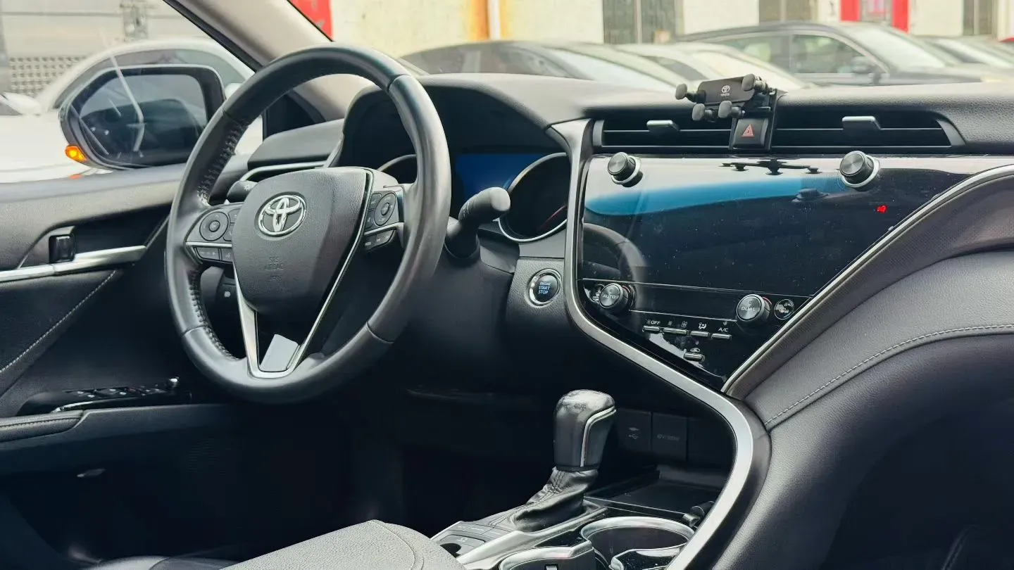 2019 Toyota Camry 2.0L 178HP L4 CVT,autocango,china used car exporter,china ev exporter,chinese used car exporter,chinese used ev exporter